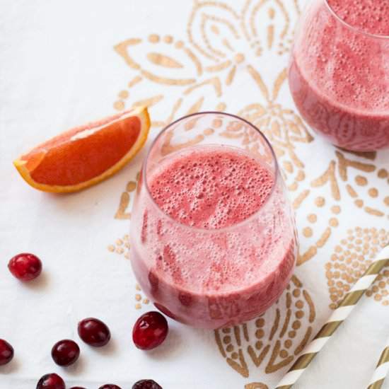 Orange and Fresh Cranberry Smoothie