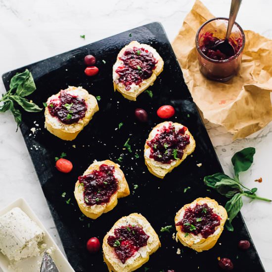 Cranberry Goat Cheese Crostini