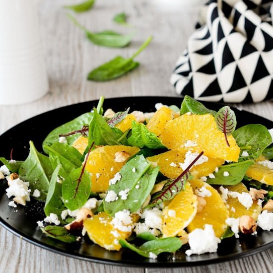 Baby spinach and orange salad