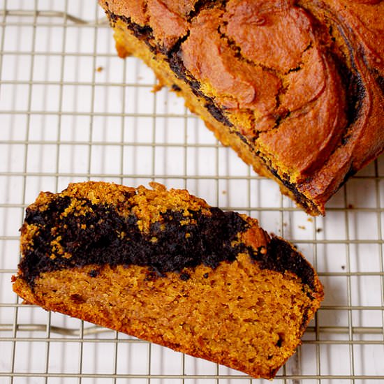 Pumpkin chocolate marbled bread