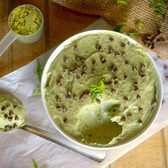 Mint Chocolate Chip Protein Mousse