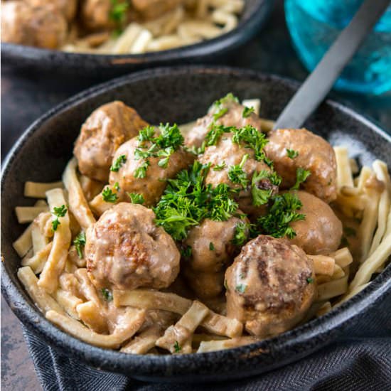 Slow Cooker Swedish Meatballs