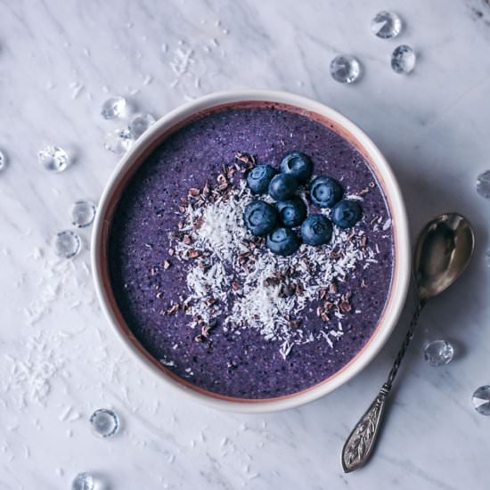 Blueberry Detox Smoothie Bowl
