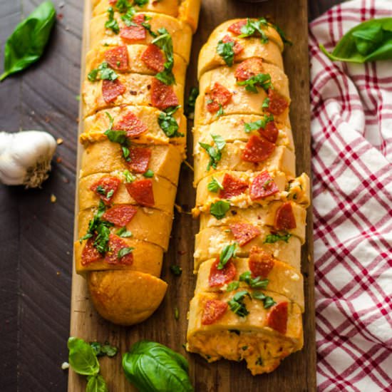 Pepperoni Pizza Stuffed Garlic Bread
