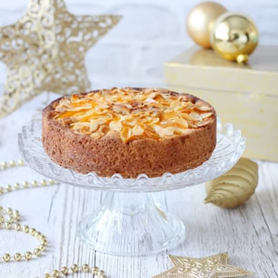 Gluten free cake with peaches