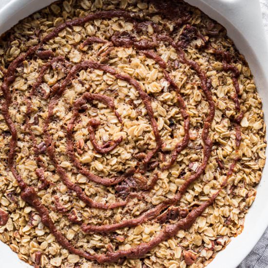 Cinnamon Roll Baked Oatmeal