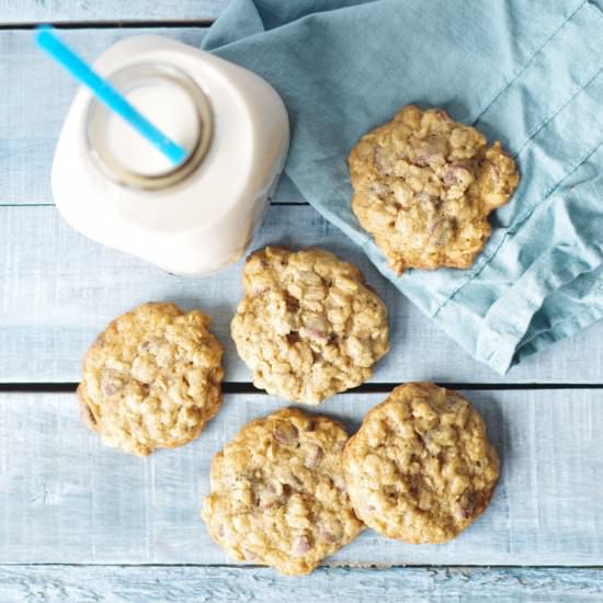 Oatmeal Chocolate Chip Cookies