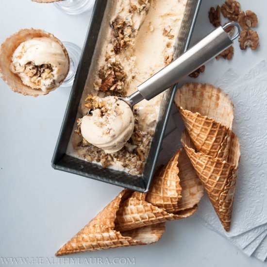 Vanilla Bean Gelato with Walnuts