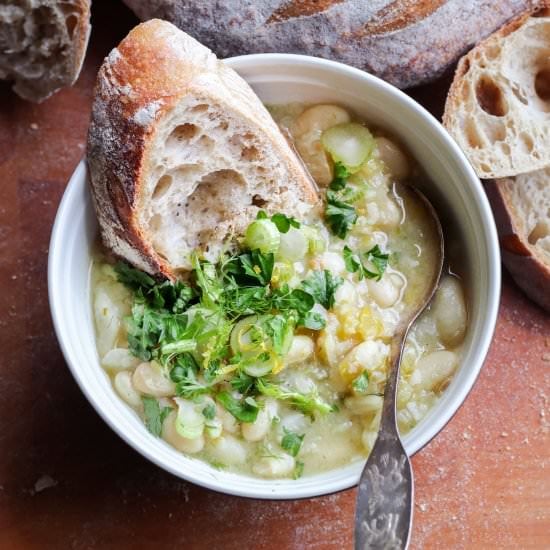 White Bean and Fennel Soup