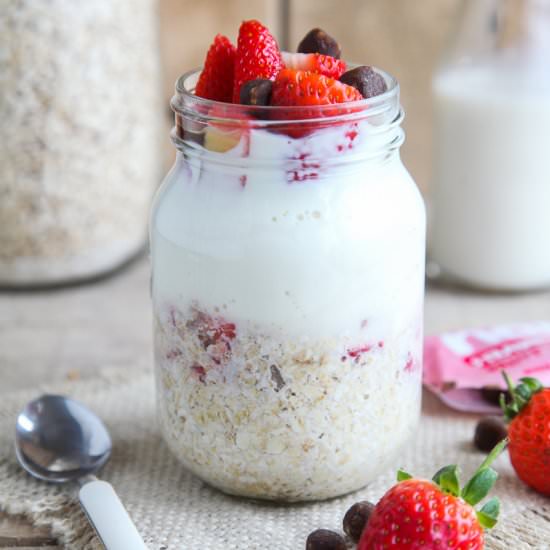 Strawberries & Cream Overnight Oats