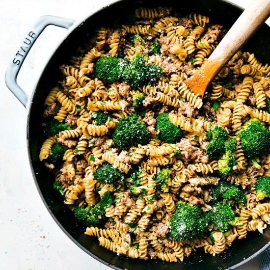 One Pan Healthy Sausage Pasta