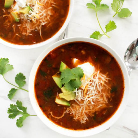 Hearty Chipotle Black Bean Soup