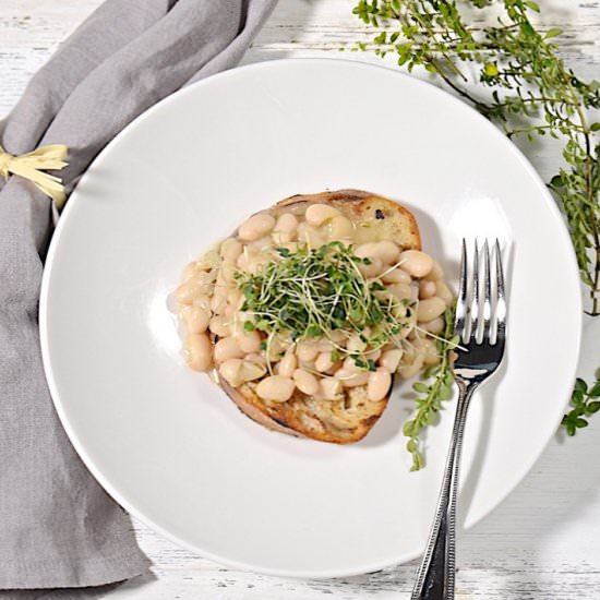 Beans on Grilled Bread