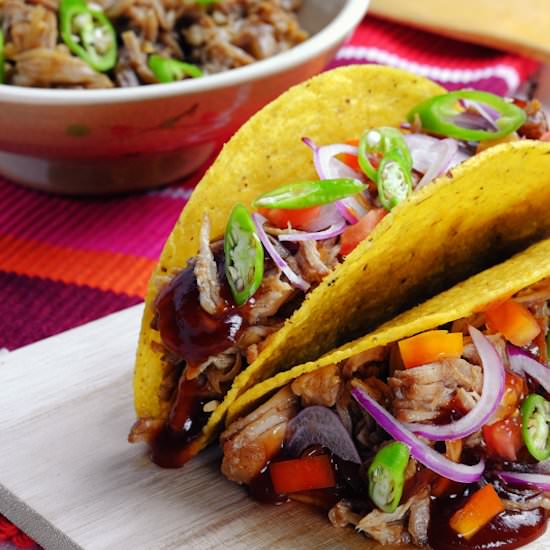 Slow Cooker Pulled Pork Tacos