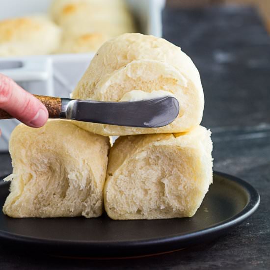 1 Hour Dinner Rolls
