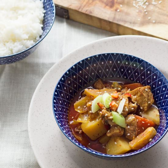 Slow Cooker Korean Pork&Potato Stew