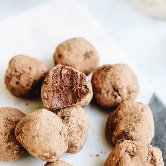 Raw Maca Avocado Cacao Truffles
