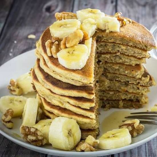 Banana Oatmeal Pancakes