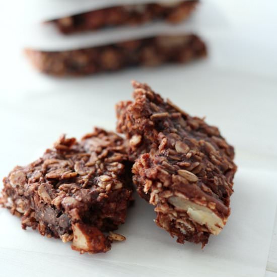 Chocolate Oat Breakfast Bars