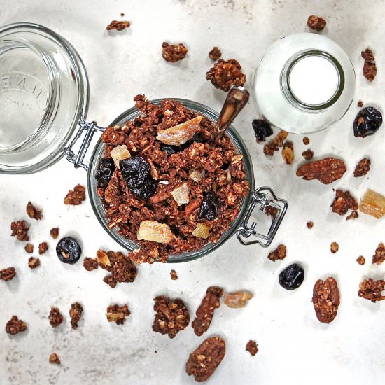 Choc, Cherry, Pear & Pecan Granola
