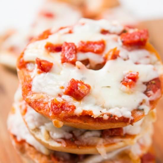 pepperoni bagel bites pizzas