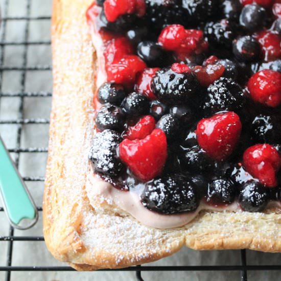 Simple Fresh Berry Tart