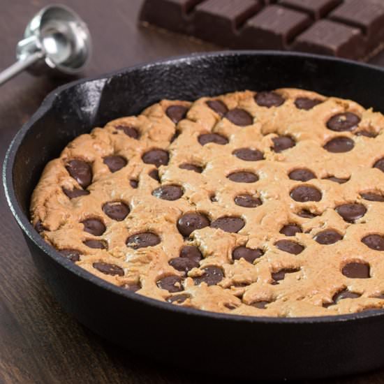 Skillet Chocolate Chip Cookie