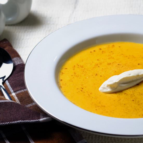 Slow Cooker Squash and Apple Bisque