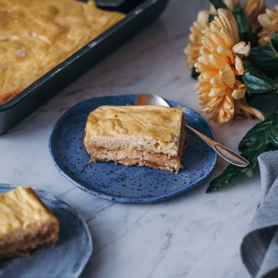 Easy 3-Layers Apple Cake