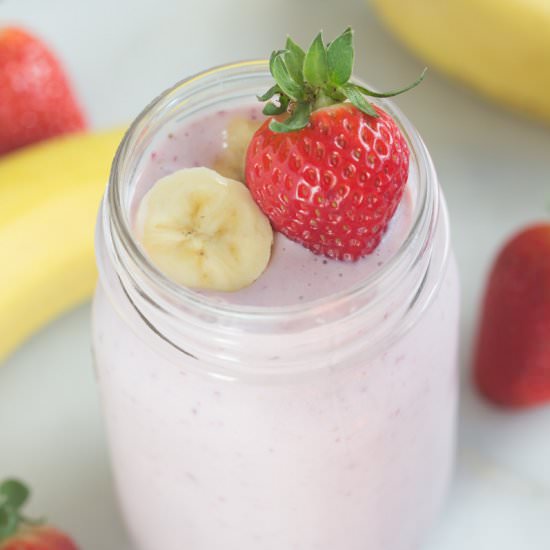 Strawberry Banana Protein Smoothie
