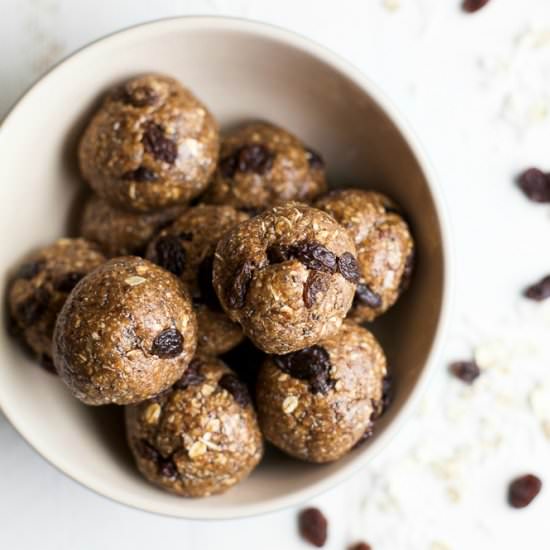 No Bake Oatmeal Cookie Energy Balls