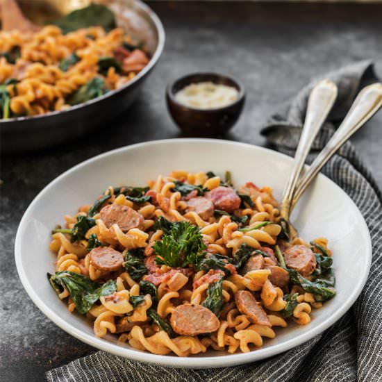 Creamy Pasta Sauce w/ Fusilli
