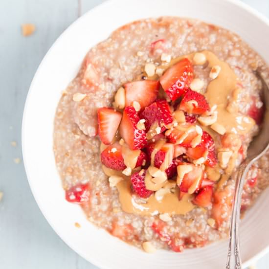Peanut Butter & Strawberry Oatmeal