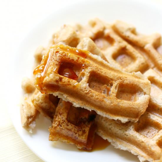 Easy Freezable Applesauce Waffles