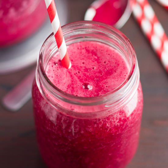 Orange, Cardamom, and Beet Smoothie