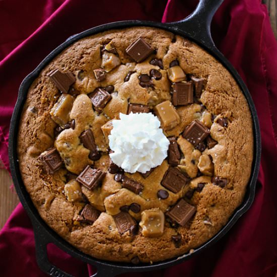Salted Caramel Skillet Cookie