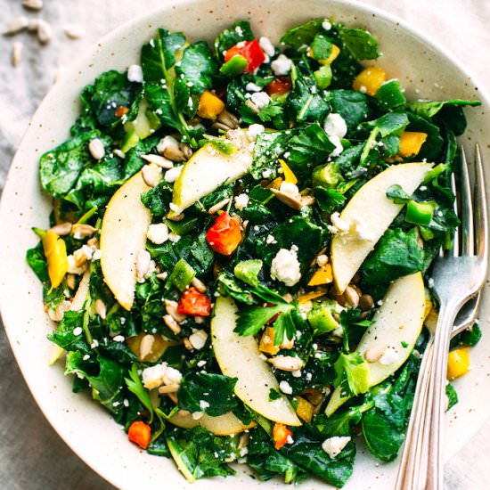 Zippy Pear Goat Cheese Kale Salad