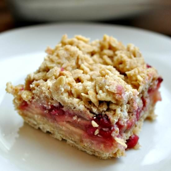 Pomegranate Apple Pie Crumble Bars