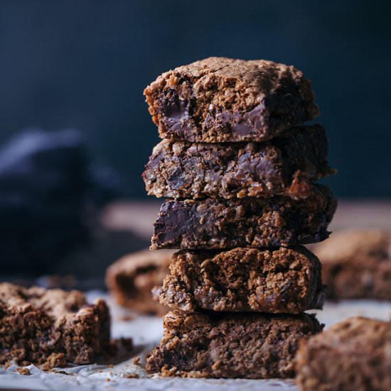 Dark Chocolate & Fig Oat Bars
