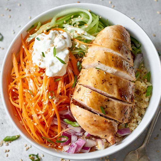 Quinoa Chicken Meal-Prep Bowl