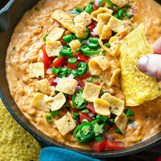 Easy Vegetarian Chili Cheese Dip
