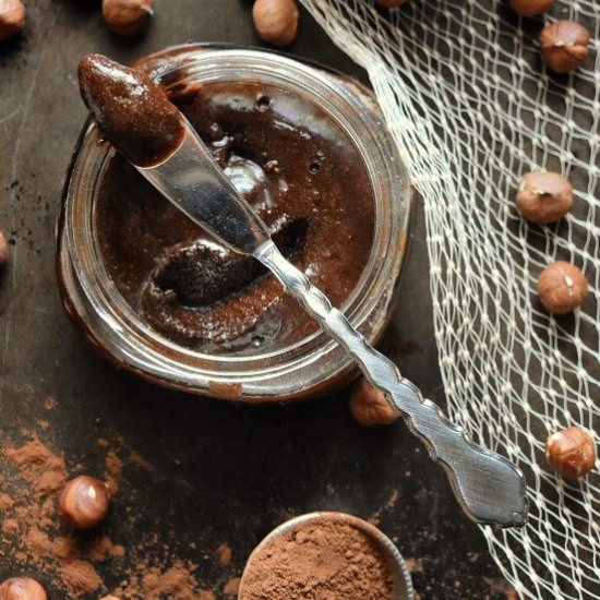 Easy Homemade Cocoa Hazelnut Butter