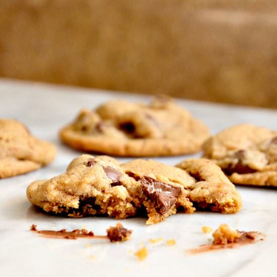 Almond butter cookies