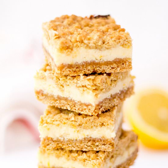 Delicious Lemon Cream Crumble Bars