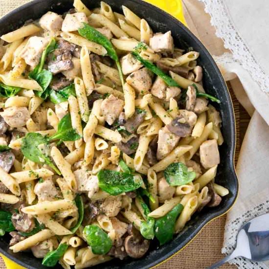Chicken Penne with Creamy Mushroom
