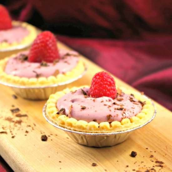 Raspberry Tiramisu Cutie Pies