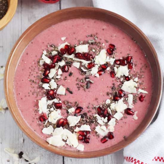 Pomegranate Smoothie Bowl