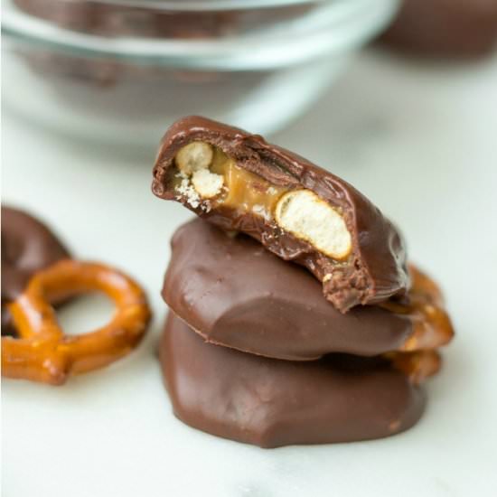 Chocolate Caramel Dipped Pretzels