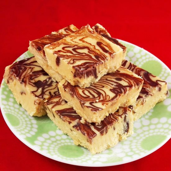 4-Ingredient Peanut Butter Fudge