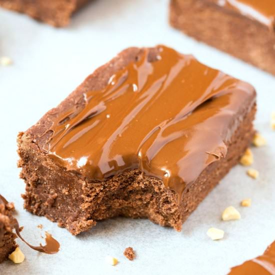 No Bake Nutella Breakfast Brownies